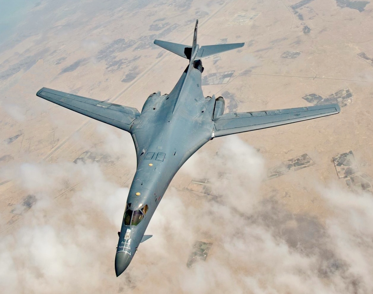 B 1B air refueling
